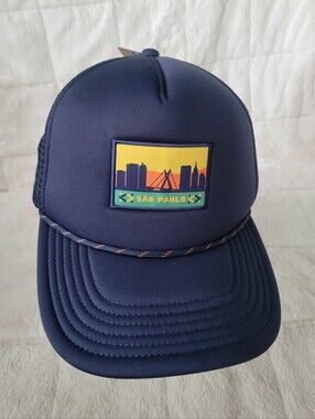 Locale São Paulo Skyline Navy Trucker Hat